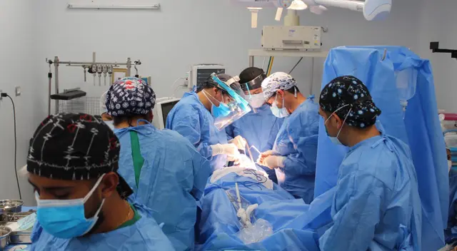 Moderna tecnología en EsSalud. Moderna tecnología en EsSalud.