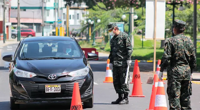 El nuevo horario de toque de queda en todo el país será hasta el 4 de enero, según disposiciones del Gobierno peruano, por Navidad y Año Nuevo 2021. El nuevo horario de toque de queda en todo el país será hasta el 4 de enero, según disposiciones del Gobierno peruano, por Navidad y Año Nuevo 2021.