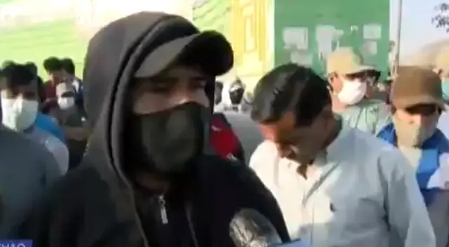 Trabajadores agrarios no descartan volver a tomar las vías. Trabajadores agrarios no descartan volver a tomar las vías.