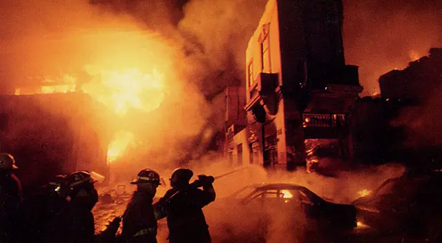 Sin embargo, las víctimas señalan que luego esa resolución fue cambiada, haciendo 'que esos 200 mil soles tenían que ser repartidas entre nosotros, quedando 700 soles por cada fallecido y 130 soles por cada lesionado' Sin embargo, las víctimas señalan que luego esa resolución fue cambiada, haciendo 'que esos 200 mil soles tenían que ser repartidas entre nosotros, quedando 700 soles por cada fallecido y 130 soles por cada lesionado'