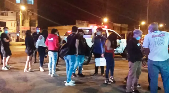 Todos los detenidos fueron trasladados a la comisaría La Libertad de la ciudad para continuar con las investigaciones y diligencias correspondientes. Todos los detenidos fueron trasladados a la comisaría La Libertad de la ciudad para continuar con las investigaciones y diligencias correspondientes.