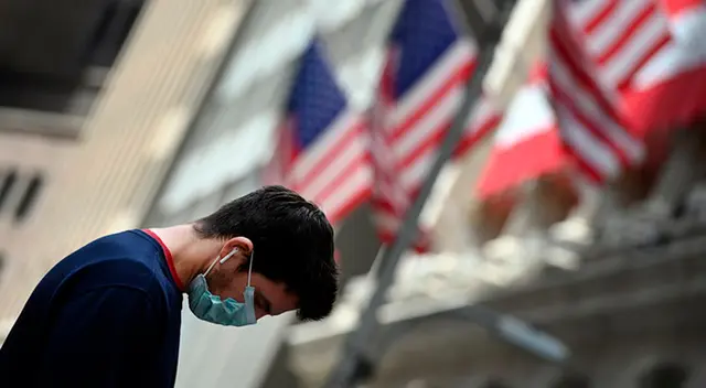 Según el gobernador de Colorado, Jared Polis, el virus es la misma cepa que apareció en Reino Unido. Según el gobernador de Colorado, Jared Polis, el virus es la misma cepa que apareció en Reino Unido.