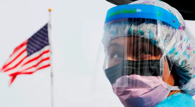 Según el gobernador de Colorado, Jared Polis, el virus es la misma cepa que apareció en Reino Unido. Según el gobernador de Colorado, Jared Polis, el virus es la misma cepa que apareció en Reino Unido.