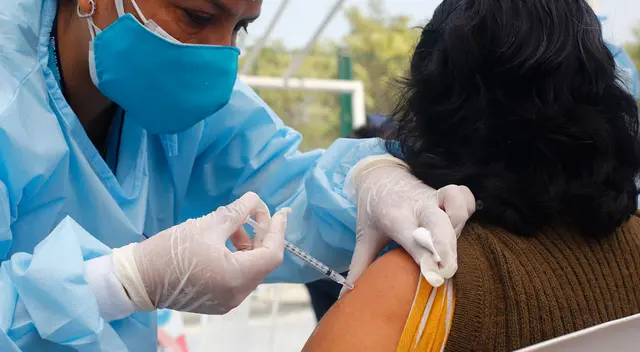 Campaña de vacunación masiva en el marco de la pandemia. Campaña de vacunación masiva en el marco de la pandemia.