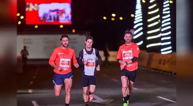 David Villa demostró sus dotes de atleta. David Villa demostró sus dotes de atleta.