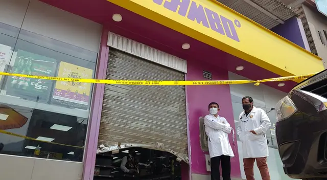 Menores de edad asaltaron el local de Tambo, ubicado en Collique. Menores de edad asaltaron el local de Tambo, ubicado en Collique.