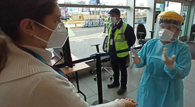 El Gobierno publicó a través del Decreto Supremo N° 207-2020 PCM que todos los peruanos, extranjeros visitantes y residentes en el país que ingresen a Perú desde el lunes 4 de enero