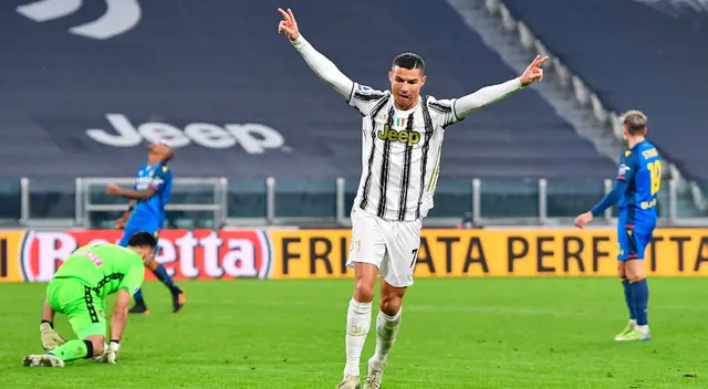 Cristiano Ronaldo superó el récord de Pelé con 758 goles. Cristiano Ronaldo superó el récord de Pelé con 758 goles.