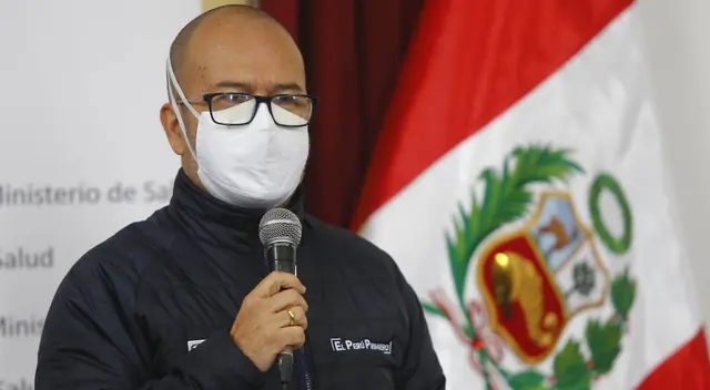 Subcomisión de Acusaciones aprobó informe de denuncia contra exministro Víctor Zamora