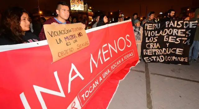 Marcha contra violencia a la mujer.