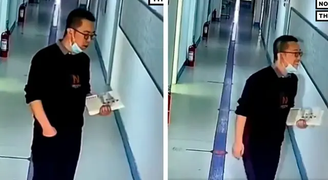 Captan a profesor practicando su sonrisa antes de entrar a dar clases