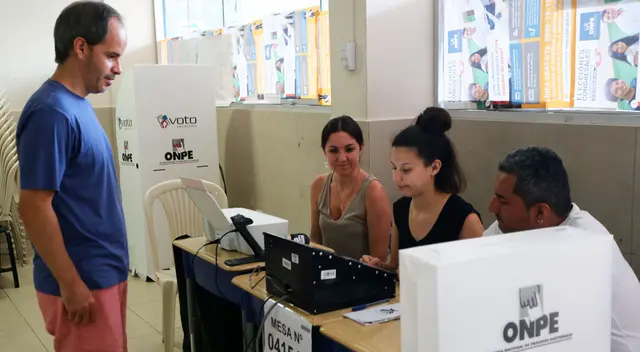 El jefe de la ONPE informó que el bono para los miembros de mesa será de S/ 120 y ha recibido mensajes de electores pidiéndole que los asigne en el cargo.