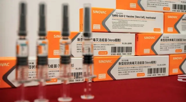 Sinovac puede producir más de 600 millones de dosis al año en China.