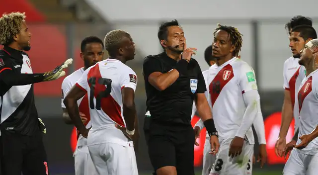 Julio Bascuñán es recordado por su polémico arbitraje en el Perú vs. Brasil por Eliminatorias.