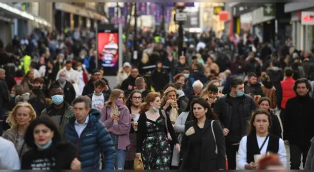 Según las primeras investigaciones no es más grave pero sí más contagiosa.