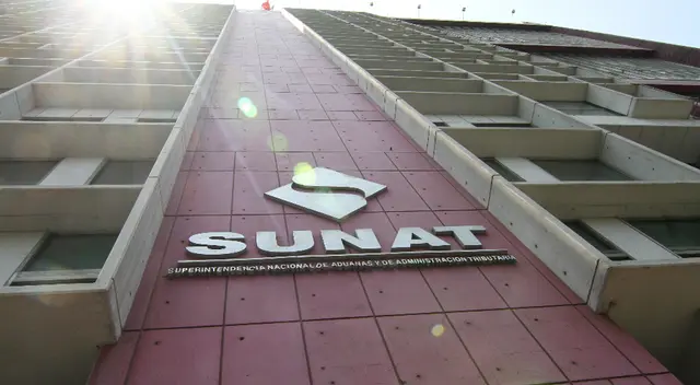 Sunat se pronunció sobre dinero de peruanos en el extranjero.