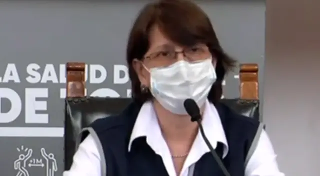 Pilar Mazzetti se incomodó con insistencia de periodistas en conferencia de prensa.