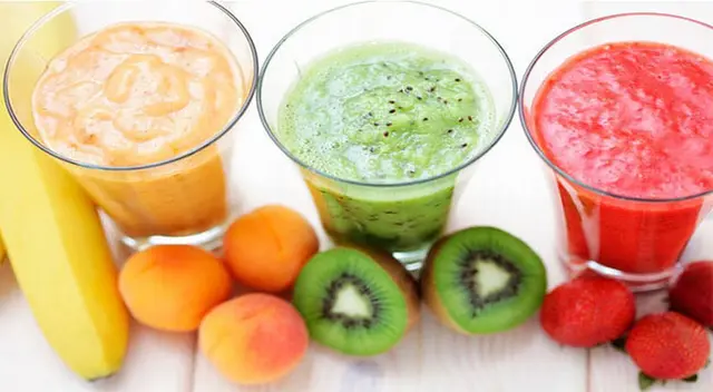 Dales muchos jugos de frutas.