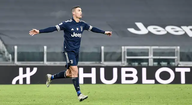 Cristiano Ronaldo anotó el 3-1 ante Sassuolo y rompió otro récord | Foto Juventus Cristiano Ronaldo anotó el 3-1 ante Sassuolo y rompió otro récord | Foto Juventus