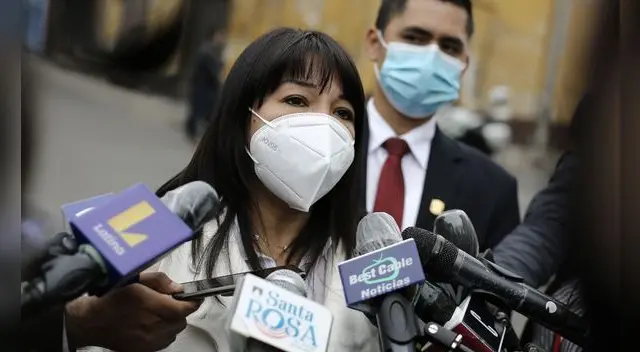 La titular del Congreso pidió a Daniel Olivares que estos temas sean tratados con responsabilidad.