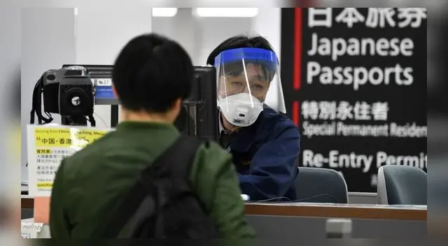 Japón prohíbe la entrada de extranjeros tras detectar nueva cepa de coronavirus. Japón prohíbe la entrada de extranjeros tras detectar nueva cepa de coronavirus.