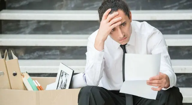 Gastas más de lo que ganas. Gastas más de lo que ganas.