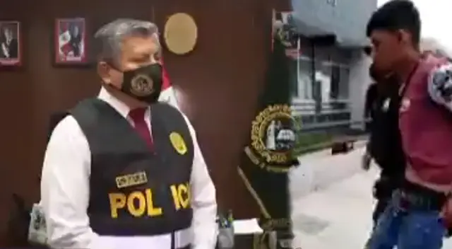 Buscan a conductor de combi que atropelló a trabajadora de ATU. Buscan a conductor de combi que atropelló a trabajadora de ATU.