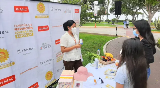 La exposición constante a rayos UV puede causar cáncer de piel.