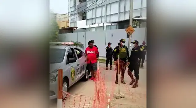 La balacera se produjo en la calle Julio Ramón Ribeyro, en Barranco. La balacera se produjo en la calle Julio Ramón Ribeyro, en Barranco.