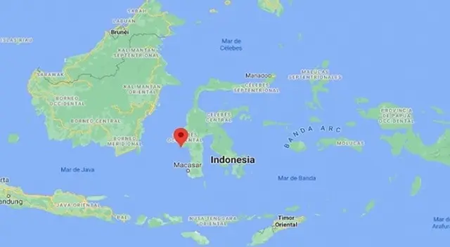 Autoridades de Indonesia también confirmaron el derrumbe de un hotel | Foto: difusión