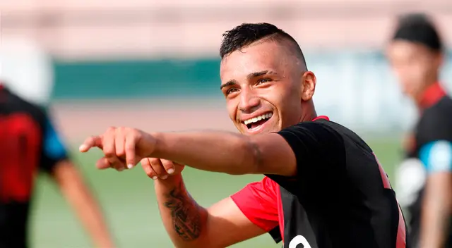 El futbolista de Mannucci Patricio Arce fue llevado al Hospital Carrión. El futbolista de Mannucci Patricio Arce fue llevado al Hospital Carrión.