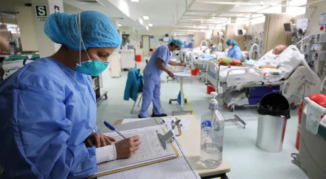 Las hospitalizaciones y los casos de COVID-19 se han incremento en Loreto en los últimos días, anunció director regional de salud. Las hospitalizaciones y los casos de COVID-19 se han incremento en Loreto en los últimos días, anunció director regional de salud.