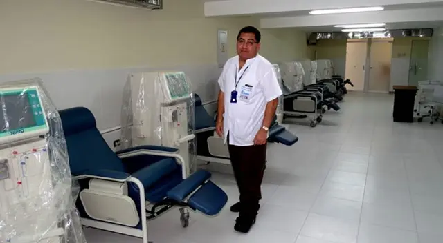 Edilberto Salazar Zender, gerente de la Red Asistencial de EsSalud Arequipa, integra la lista congresal de Restauración Nacional. Edilberto Salazar Zender, gerente de la Red Asistencial de EsSalud Arequipa, integra la lista congresal de Restauración Nacional.