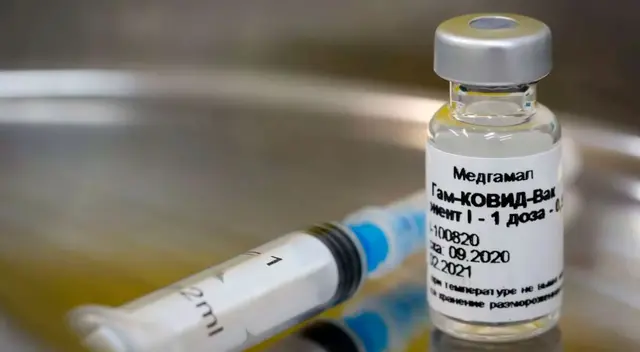 La ANMAT recomendó la inclusión de los mayores de 60 años en el programa de vacunación. La ANMAT recomendó la inclusión de los mayores de 60 años en el programa de vacunación.