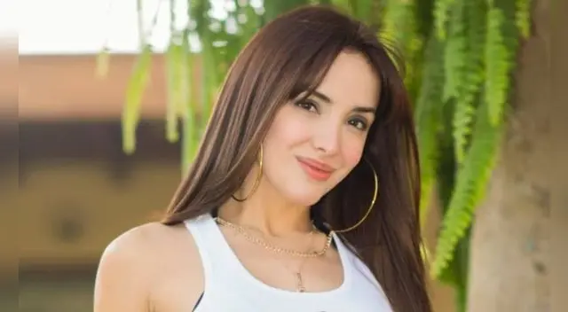 Rosángela Espinoza compartió una fotografía del año 2012 en el concurso de Miss Perú.