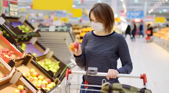 Evita las aglomeraciones, identifica bodegas o tiendas pequeñas de poca afluencia.