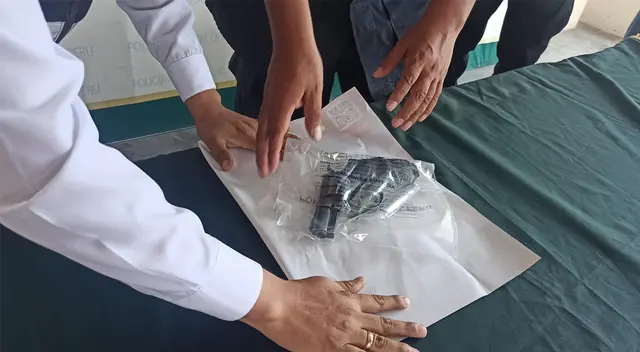 Extranjeros son detenidos en Ate.