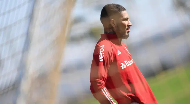Paolo Guerrero, capitán de la selección peruana, fue noticia en las redes sociales. Paolo Guerrero, capitán de la selección peruana, fue noticia en las redes sociales.