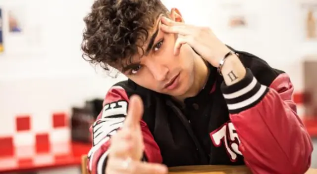 El Tiktoker español Samuel López podría integrar Esto es guerra en su temporada 2021, según el video promocional del programa. ¿Se unirá a Kunno? El Tiktoker español Samuel López podría integrar Esto es guerra en su temporada 2021, según el video promocional del programa. ¿Se unirá a Kunno?