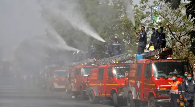 No se han registrados heridos ni fallecidos en el incendio, según reportaron los medios locales.