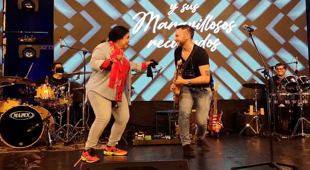 Vuelve para hacernos gozar. Vuelve para hacernos gozar.