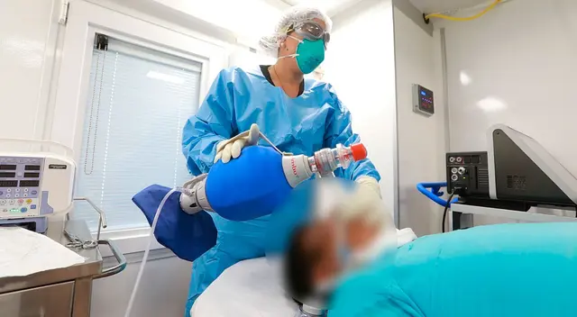 pese a que hicieron las coordinaciones del caso con el Hispiutal Guillermo Almenara, les confirmaron que no hay cama disponible para hospitalizaciones en la capital.