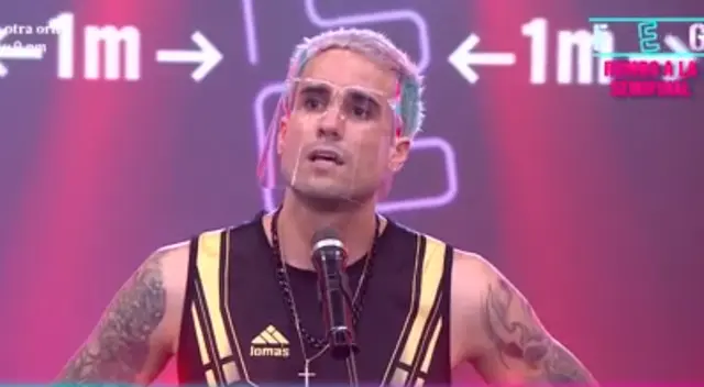 Gino Assereto regresó del viaje que realizó junto a Jazmín Pinedo, y dejó entrever que sería uno de los integrantes de la nueva temporada de EEG. Gino Assereto regresó del viaje que realizó junto a Jazmín Pinedo, y dejó entrever que sería uno de los integrantes de la nueva temporada de EEG.