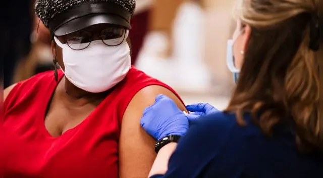 La variante sudafricana de la Covid-19 resiste al tratamiento de plasma sanguíneo. La variante sudafricana de la Covid-19 resiste al tratamiento de plasma sanguíneo.