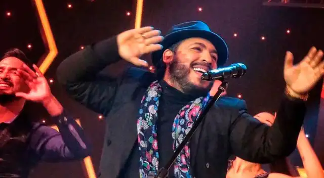 Imitador de Juan Luis Guerra puso de pie al jurado tras cantar “La cosquillita”. Imitador de Juan Luis Guerra puso de pie al jurado tras cantar “La cosquillita”.