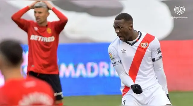 Luis Advíncula anotó el gol de descuento de Rayo Vallecano. Luis Advíncula anotó el gol de descuento de Rayo Vallecano.