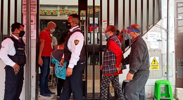 ¿Eres uno de los beneficiarios en el mes de enero? Conoce todos los detalles del Bono Familiar Universal que estrega el Midis y el MTPE en esta nota. ¿Eres uno de los beneficiarios en el mes de enero? Conoce todos los detalles del Bono Familiar Universal que estrega el Midis y el MTPE en esta nota.