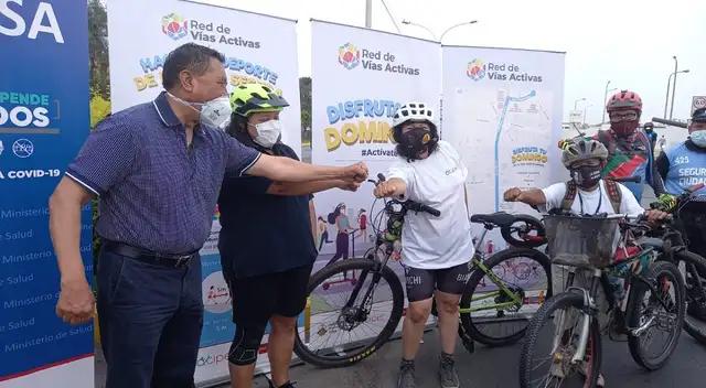 Esta iniciativa tiene como finalidad fomentar los hábitos saludables entre los vecinos de la zona y del distrito