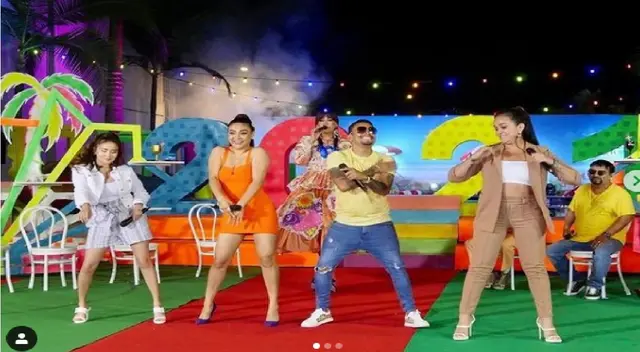 Daniela, Amy, Cielo y Josimar en el Reventonazo de la Chola. Daniela, Amy, Cielo y Josimar en el Reventonazo de la Chola.