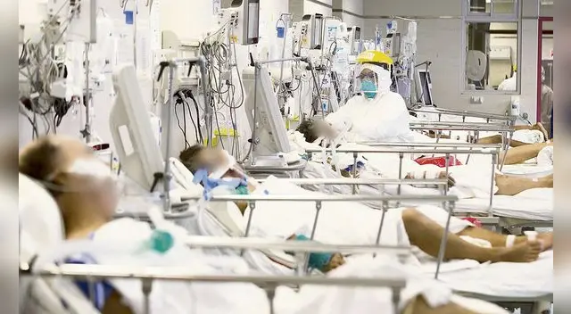 Médicos piden no recibir temporalmente a más pacientes.